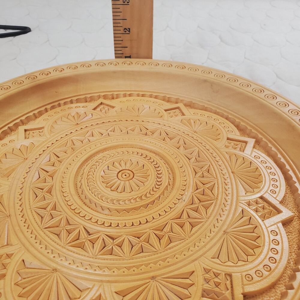 Vintage Decorative Plate Wood Hand Carved 12" Tan Wall Plaque Ukrainian Collect - Picture 10 of 10
